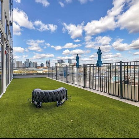 Spacious Castle W Gym Pool Free Parking I Walk To Dowtown N Broadway Nashville Eksteriør bilde
