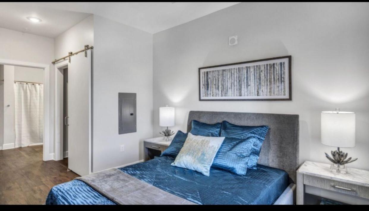 Spacious Castle W Gym Pool Free Parking I Walk To Dowtown N Broadway Nashville Eksteriør bilde